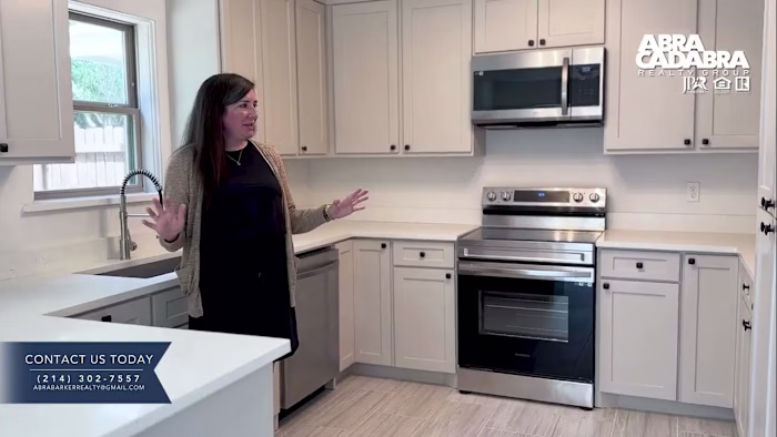 Real Estate Listing Tour 