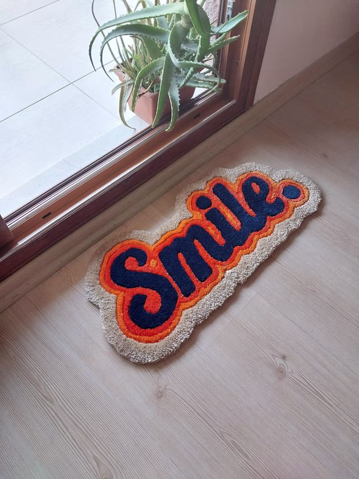 Smile Fluffy Tufted Rug / %100 HANDMADE