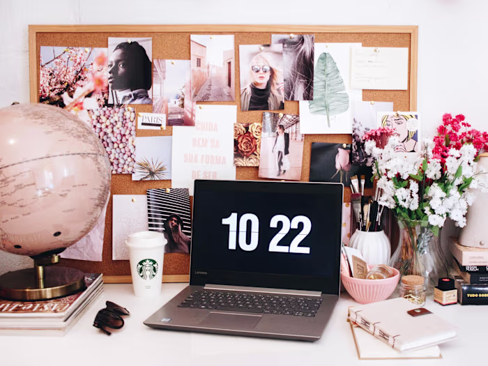 Content Writing - Medium, Linkedin, Instagram, Personal Blog