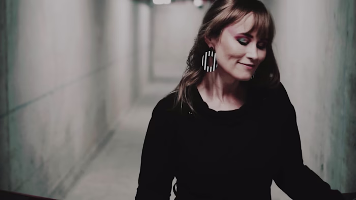 The Underground Man - No Secrets - YouTube