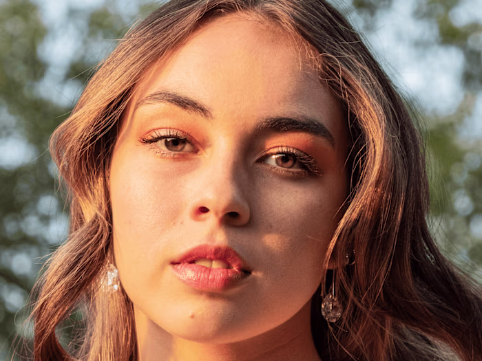 Golden Blossom: Miss Chile Candidate