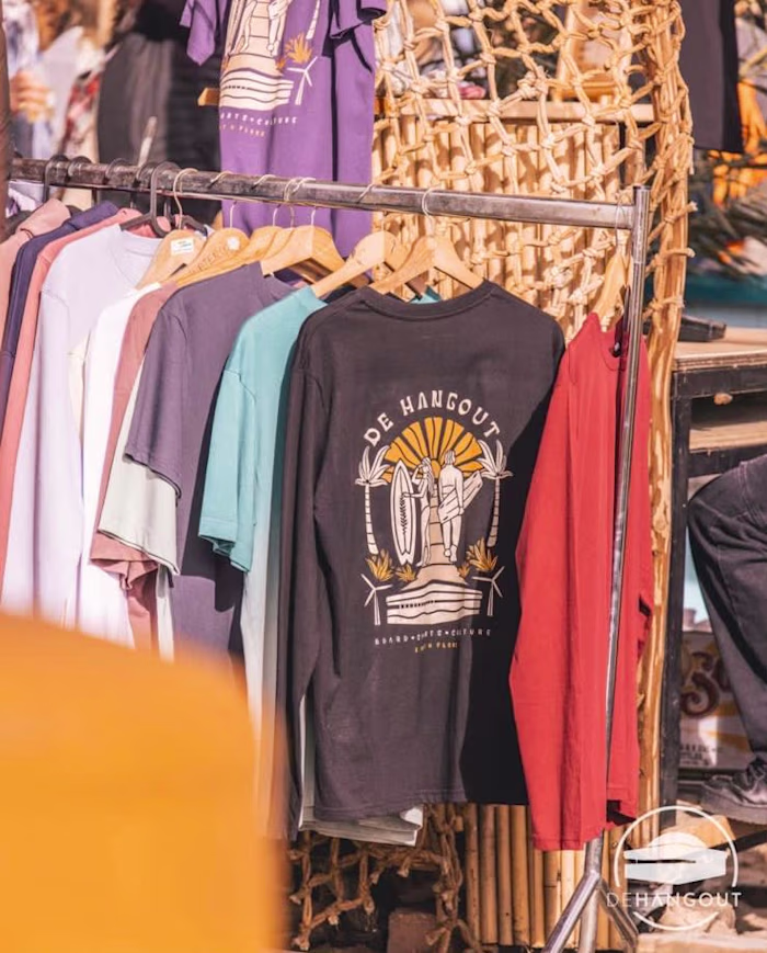 T-SHIRT DESIGN FOR "DE HANGOUT"