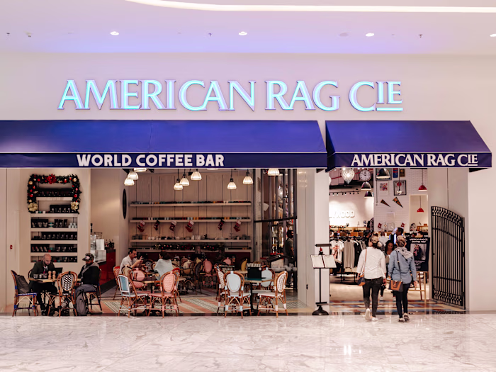 American Rag Cie | Converting window shoppers to loyal customers