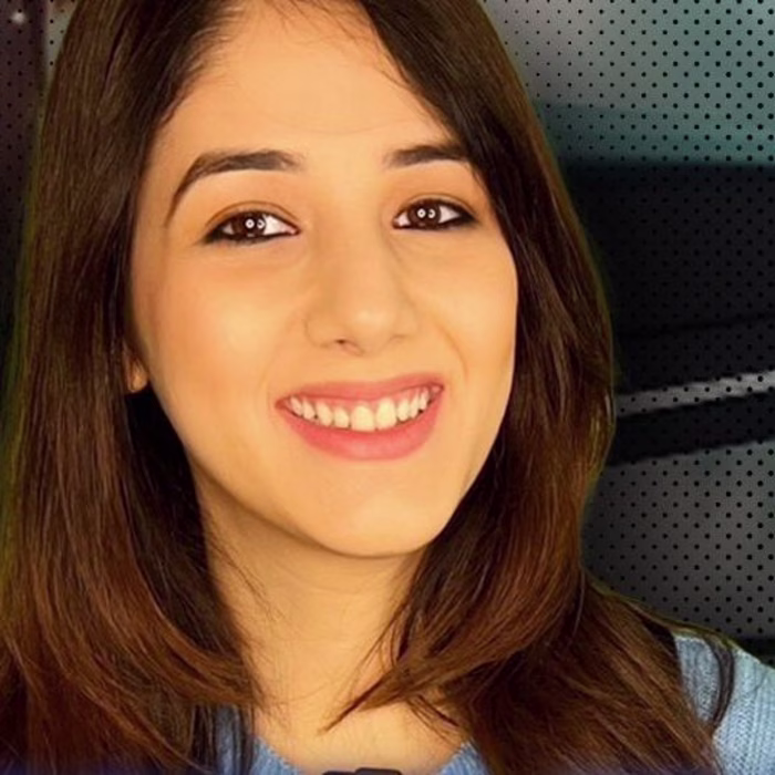 Monica Malik on Instagram: “Imagine getting off a long flight, …