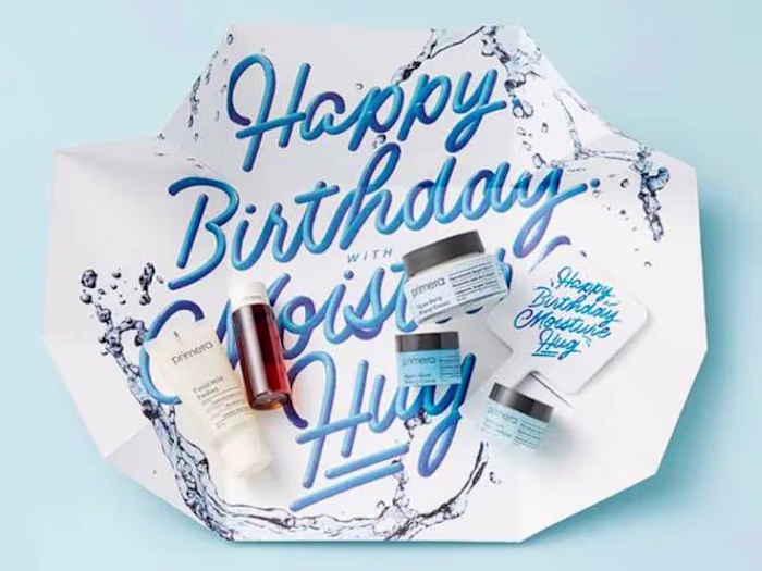 Amore Pacific women’s cosmetics package lettering work