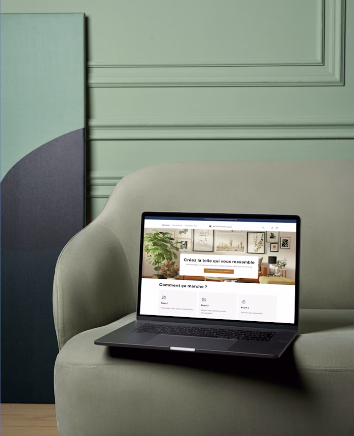 Shopify e-commerce store for personalized frames