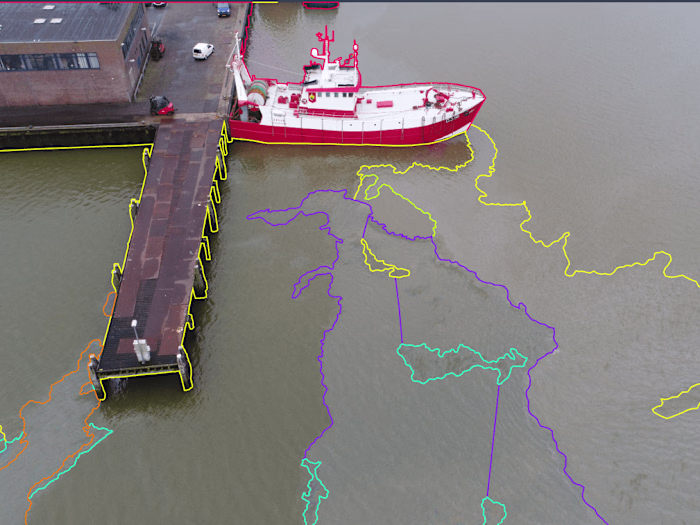 AI against Oil Spills