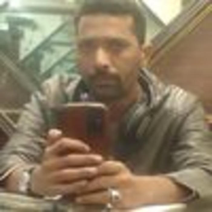 Zeshan Ali (@zeshan_zes) • Instagram profile