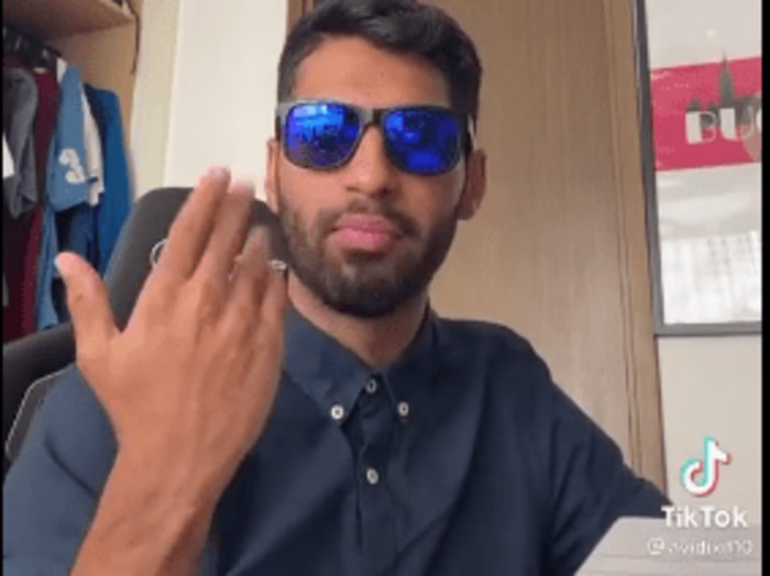 Unbranded influencer marketing
