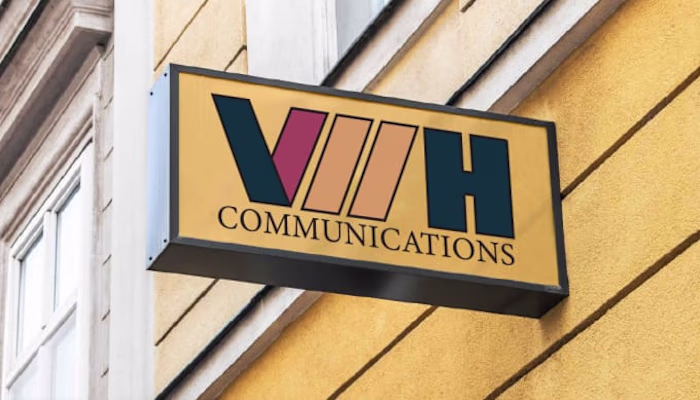 I will design a custom logo in high quality as per your needs