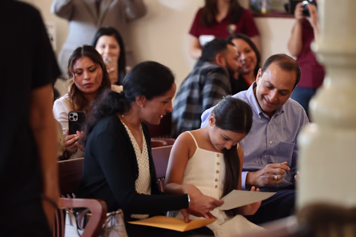 New Castle Court House hosts naturalization ceremony