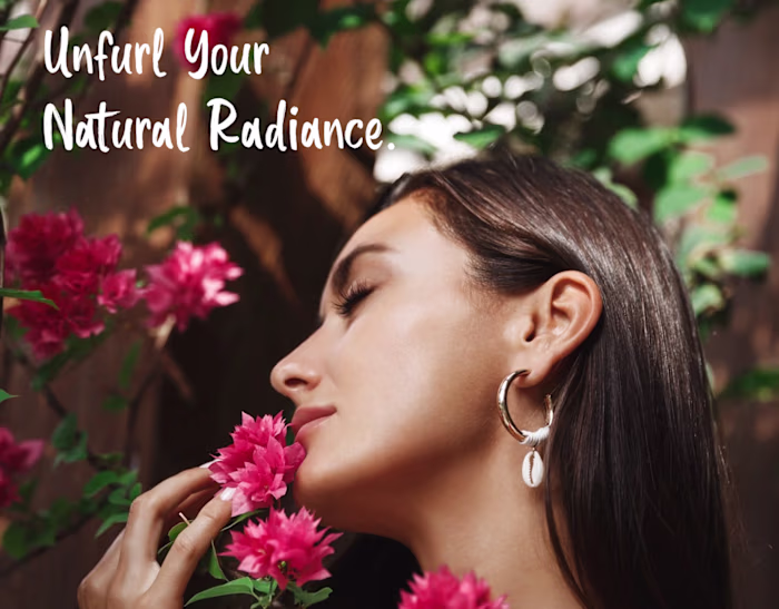 Aurae: The Art of Radiance – Skincare & Beauty Campaign