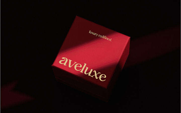 Cover image for Aveluxe