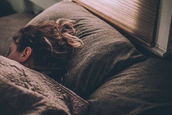 Cover image for 5 Sleep Habits That Can Be Converted To Sleep Aids