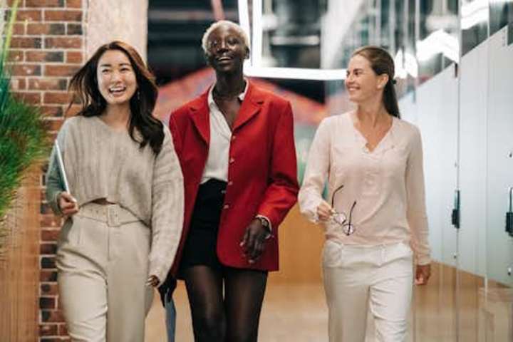 Cover image for Exploring the Benefits of Pay Transparency
