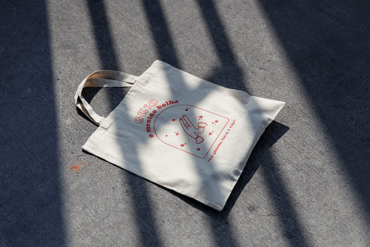 Cover image for Merchandise Design for Ganso – “Gino (O Menino Bolha)”