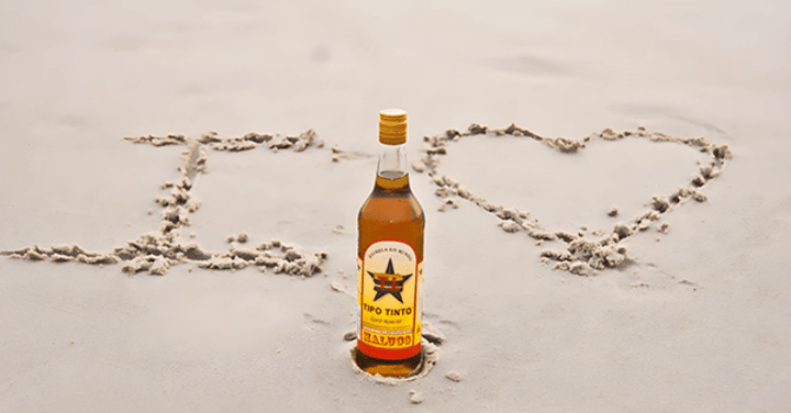 Cover image for Rum & Raspberry Packaging