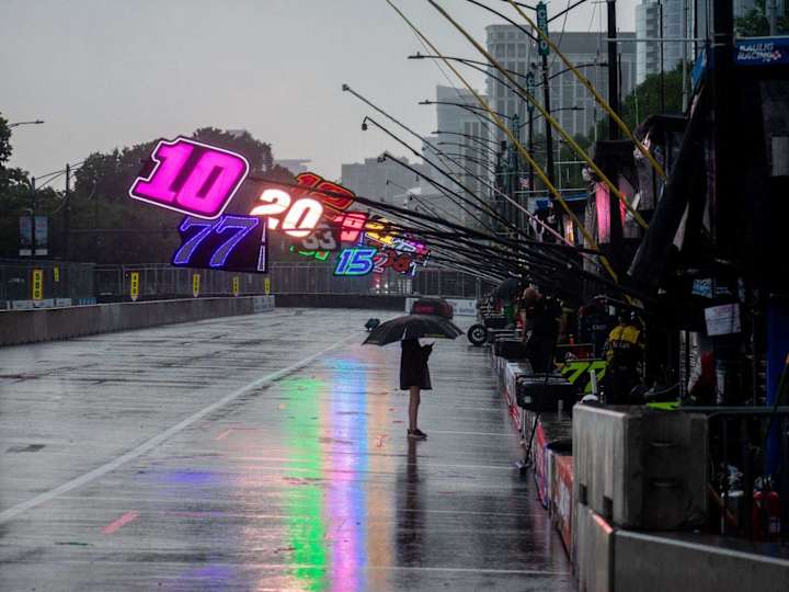 Cover image for Alex Bowman takes first place in slipper NASCAR Grant Park 165..