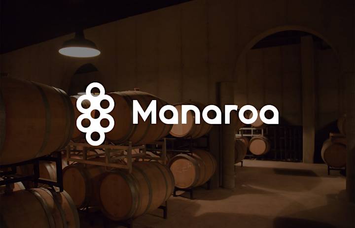 Cover image for Manaroa | wine branding