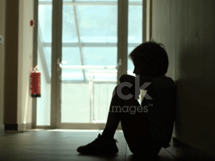 Cover image for The impact parents struggling with addiction have on their child