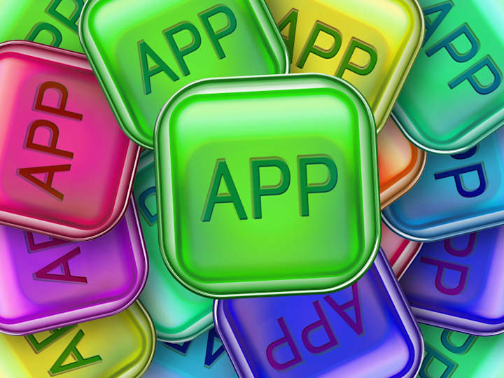 Cover image for 4 FINANCE APPS EVERYONE SHOULD HAVE