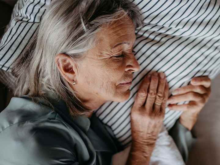 Cover image for Sleep Problems in the Elderly