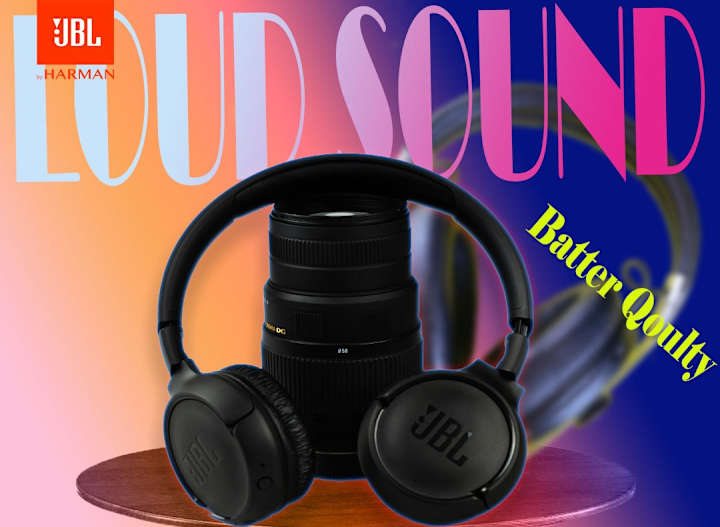 Cover image for Graphic designer