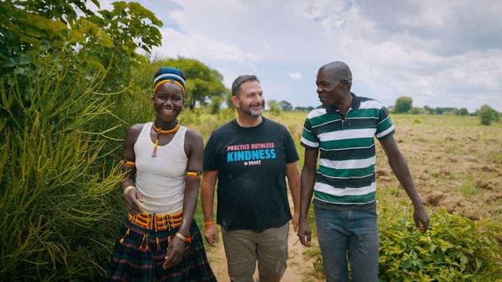 Cover image for Empowering Ugandan Villages with GiveDirectly