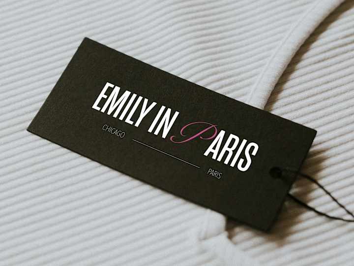 Cover image for Emily in Paris