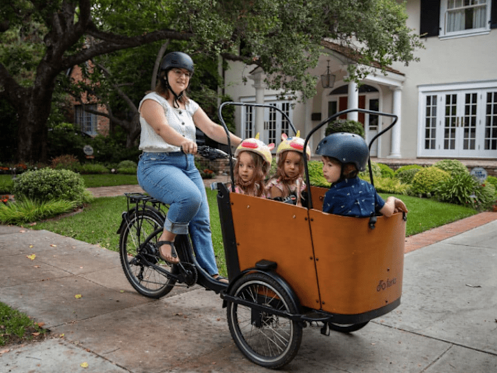 Cover image for Benefits of Switching to a Cargo Bike for Ferla