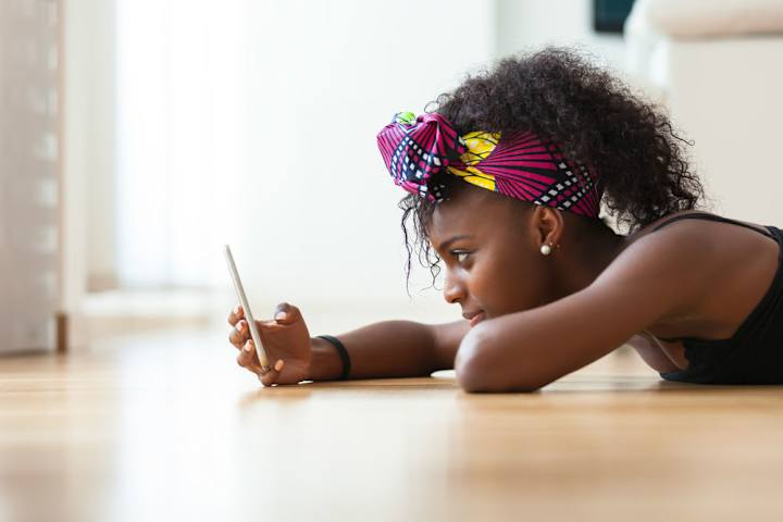 Cover image for Surrendering to Boredom Benefits Your Work and Well-Being