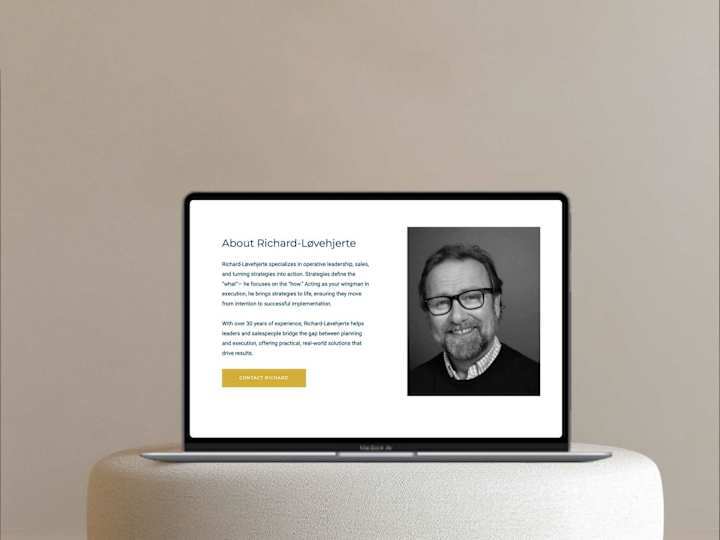 Cover image for Custom Showit Website + Mini Brand