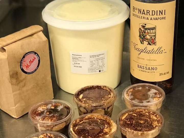 Cover image for Tiramisu Shot
