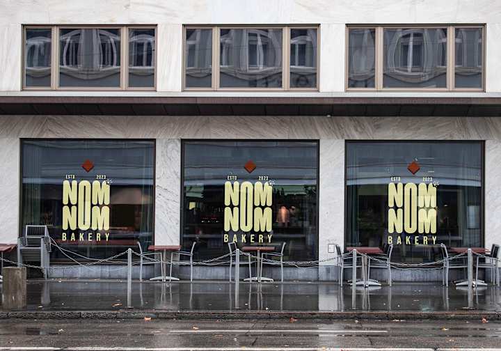 Cover image for Nom Nom Bakery