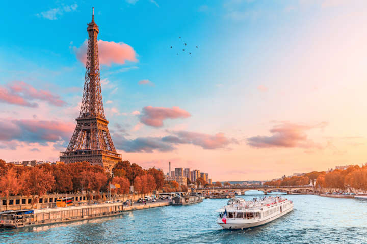 Cover image for Which Landmark Wins: Burj Khalifa or Eiffel Tower?