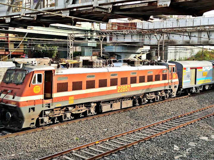 Cover image for Lucknow to Sitapur Cab