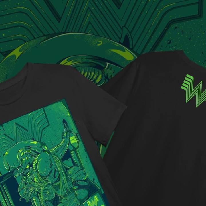 Cover image for “Whataburger: alien vs predator"