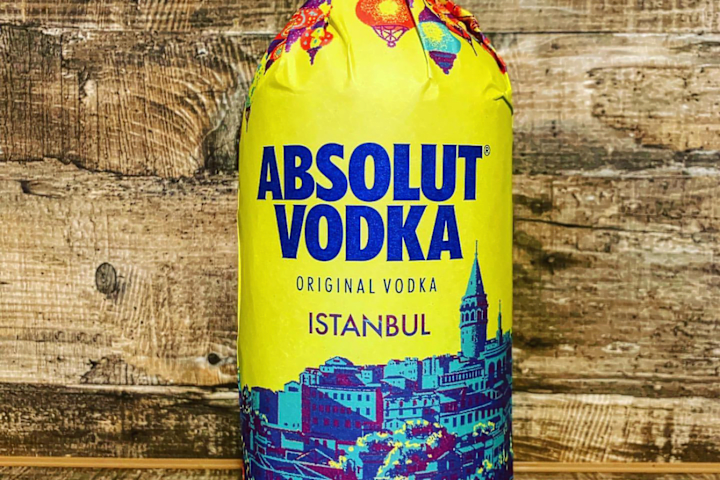 Cover image for Absolut Traveler's Exclusive