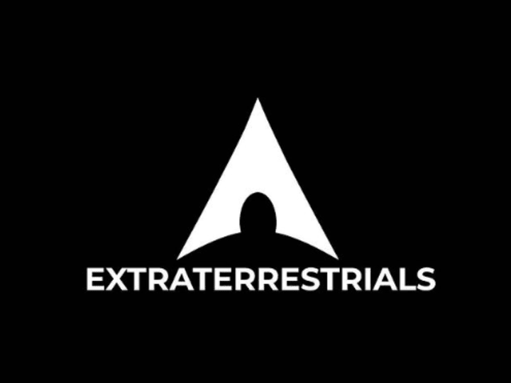 Cover image for Extraterrestrials