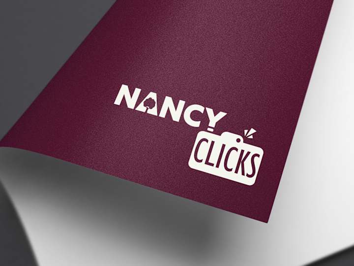 Cover image for Nancy Clicks 