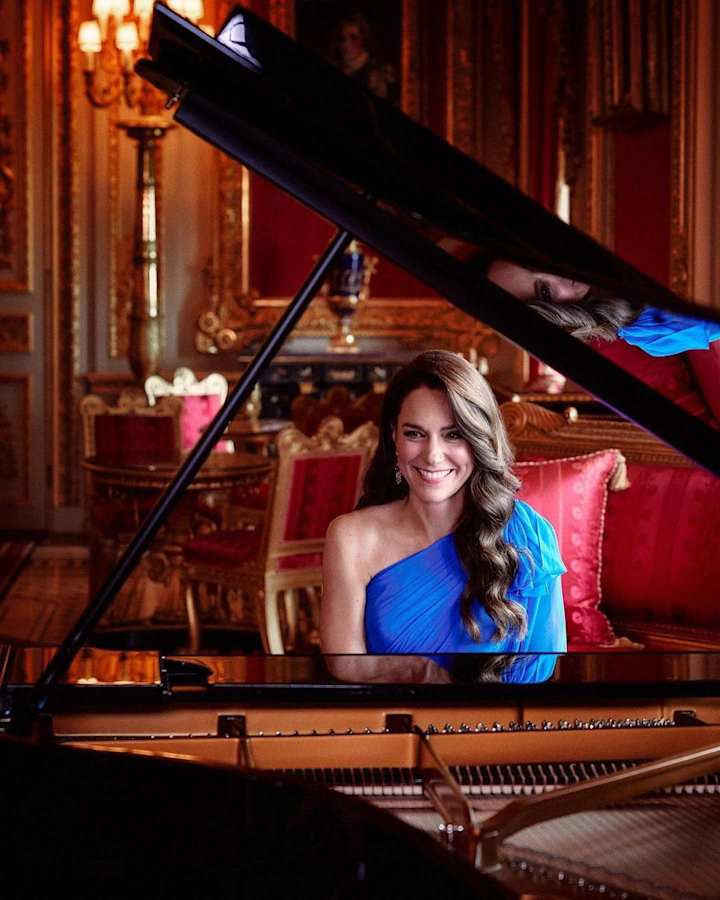 Cover image for Steinway & Sons - Digital Marketing Management
