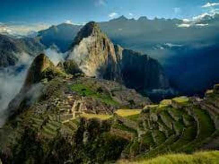 Cover image for Machu Picchu Unveiled: A Journey to the Lost Inca City in Peru