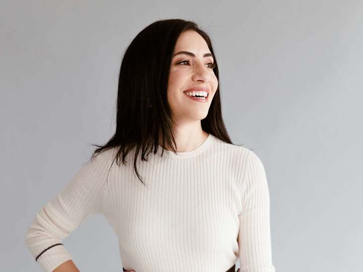 Cover image for How to Dress Professionally AFTER Pregnancy