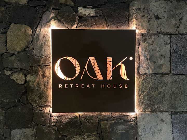 Cover image for Oak Retreat House | Visual Identity