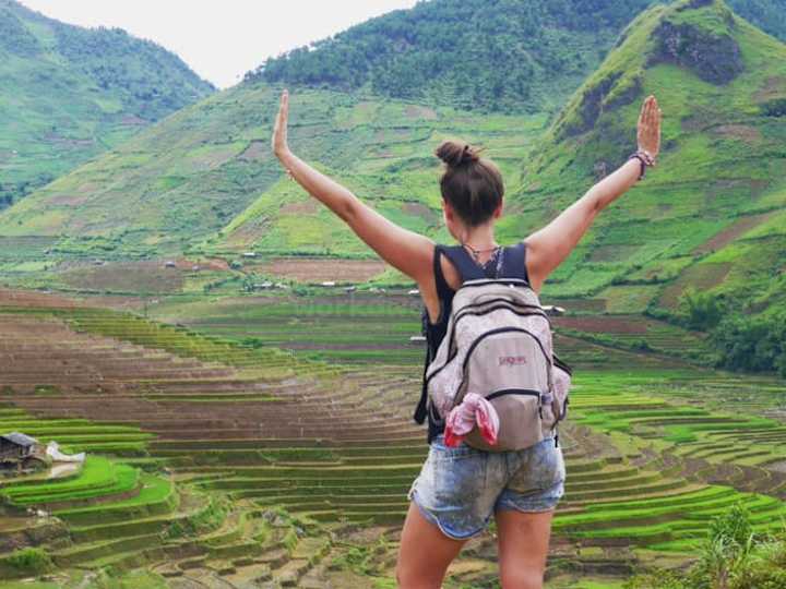 Cover image for Solo Female Travel: 5 Reasons to Embark on that Solo Trip