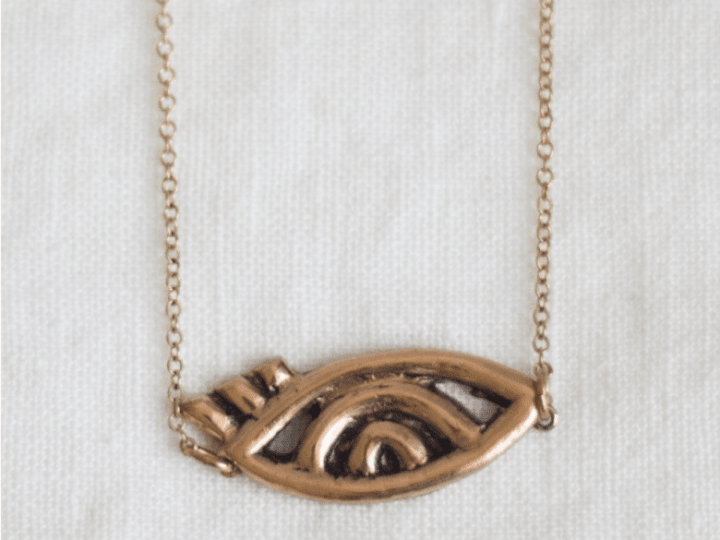 Cover image for Dime and Regal: Essential Jewelry Pieces You Just Have to Have …