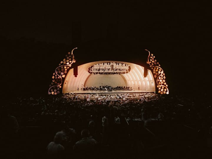 Cover image for A Midsummer Night's Dream - Projection Mapping