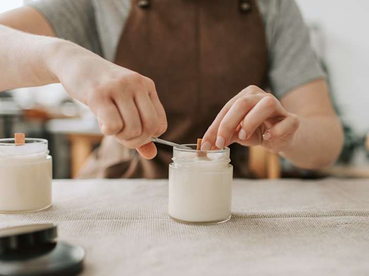 Cover image for Candle Making