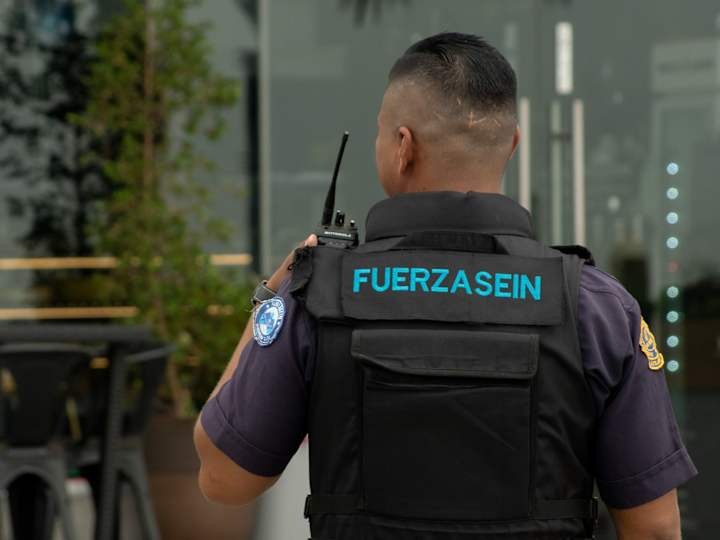 Cover image for FuerzaSein - photography for Social Media