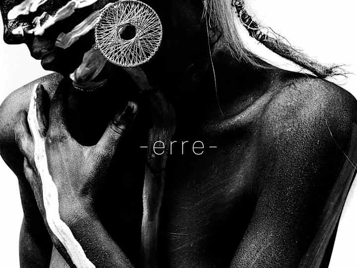 Cover image for Erre